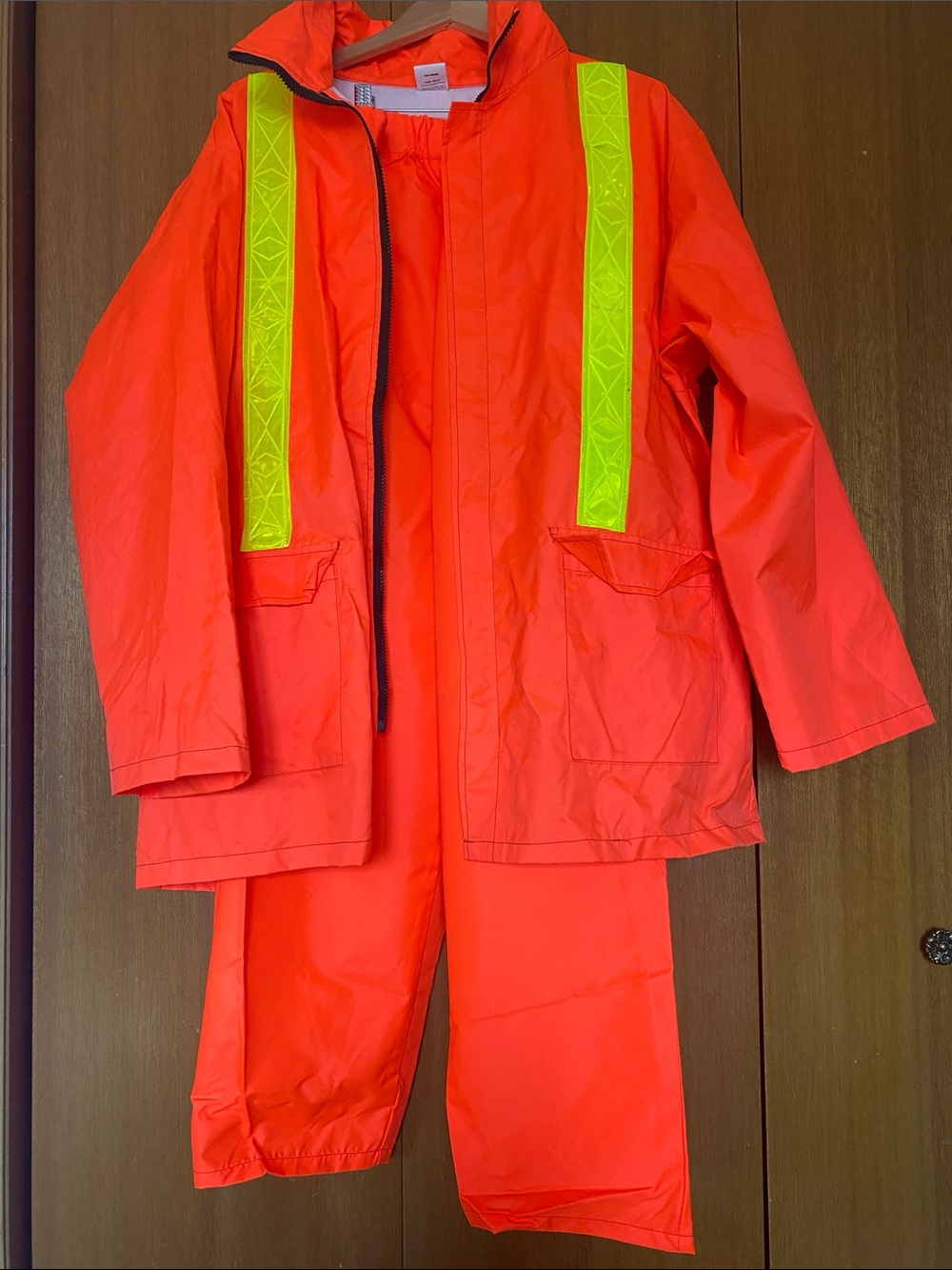Safe + Sound Tough and Dry Construction Rain Gear